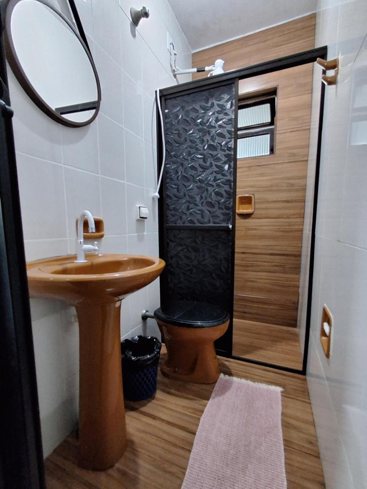Apartmán Chapeu De Sol - Area Gourmet, Tv, Internet, Roupas De Cama E Banho, Jardim, Horta E Pomar Ilha Comprida Exteriér fotografie